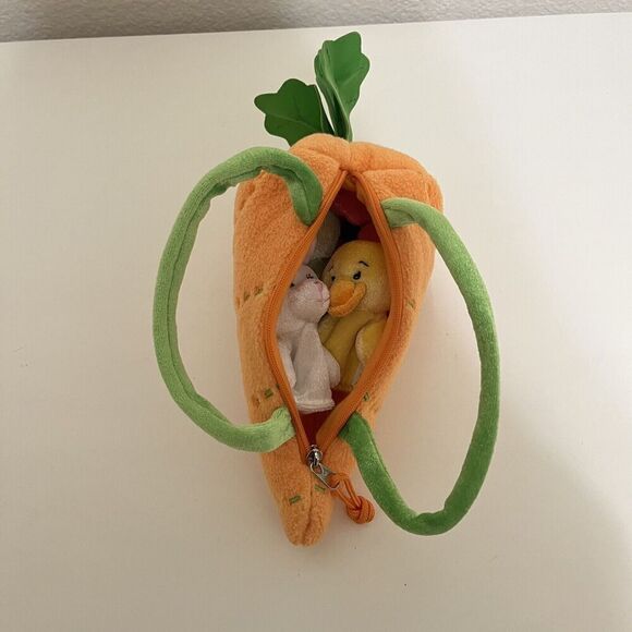 Aurora Fancy Pals Carrot Carrier Purse with 4 Finger Puppets Plush Toy - Picture 8 of 9